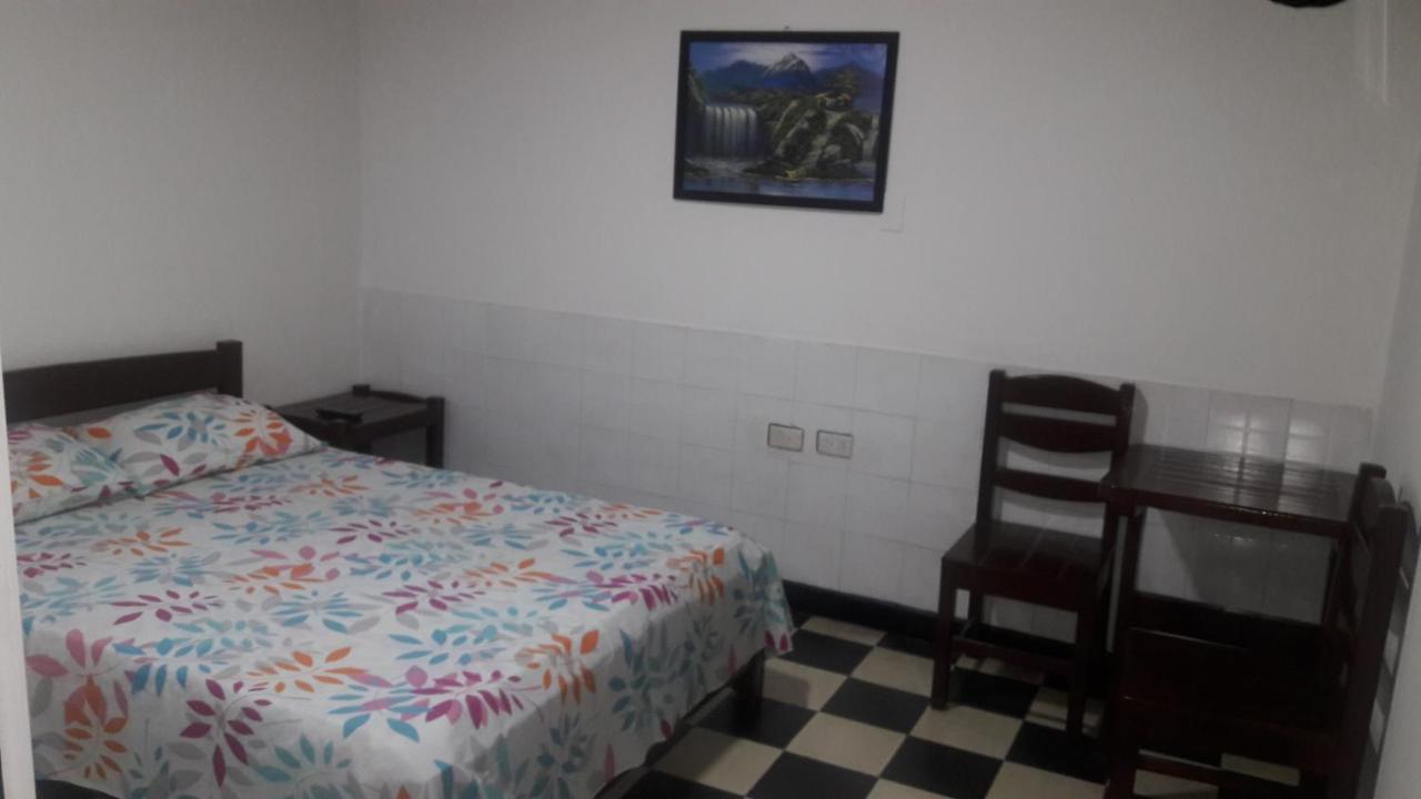 Hospedaje Santa Barbara Buga Dış mekan fotoğraf