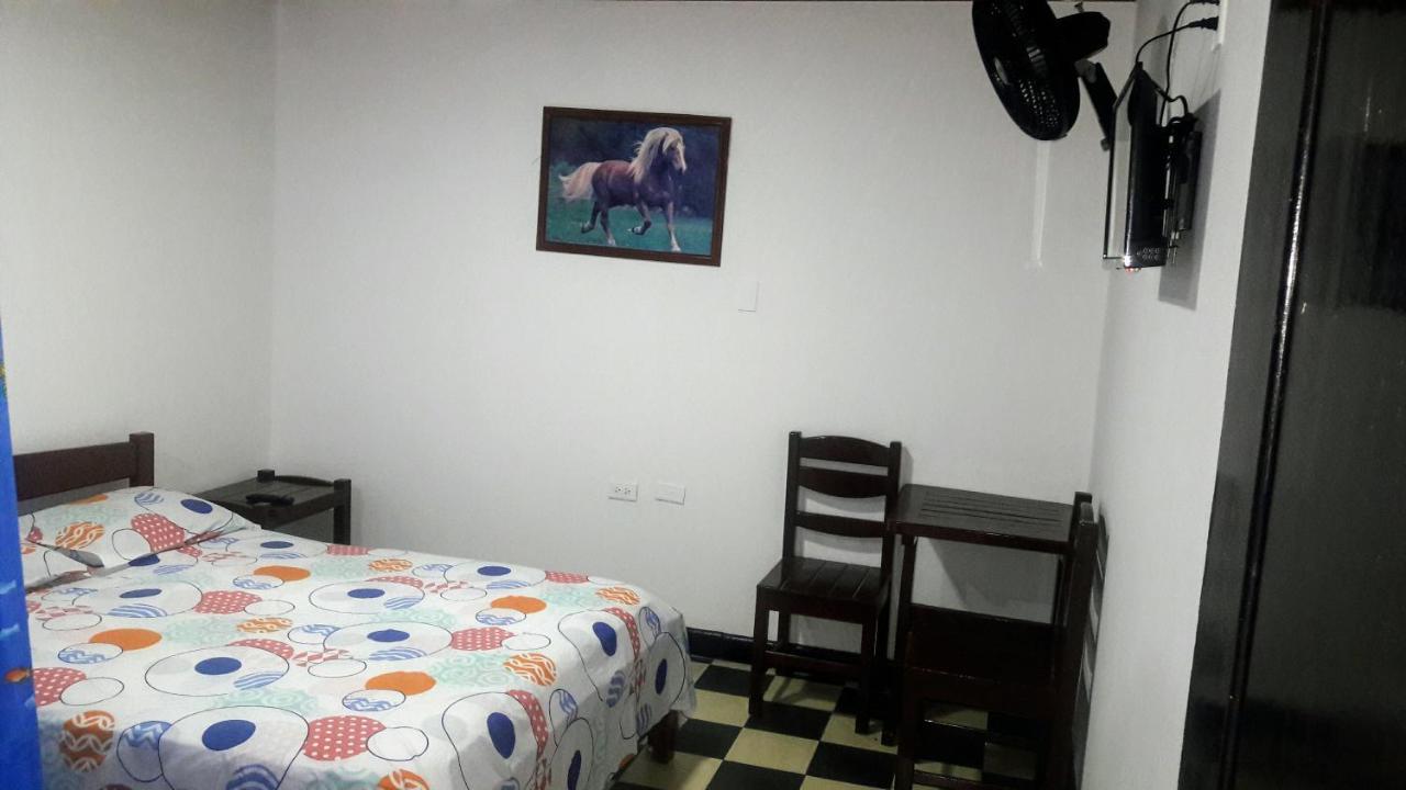 Hospedaje Santa Barbara Buga Dış mekan fotoğraf